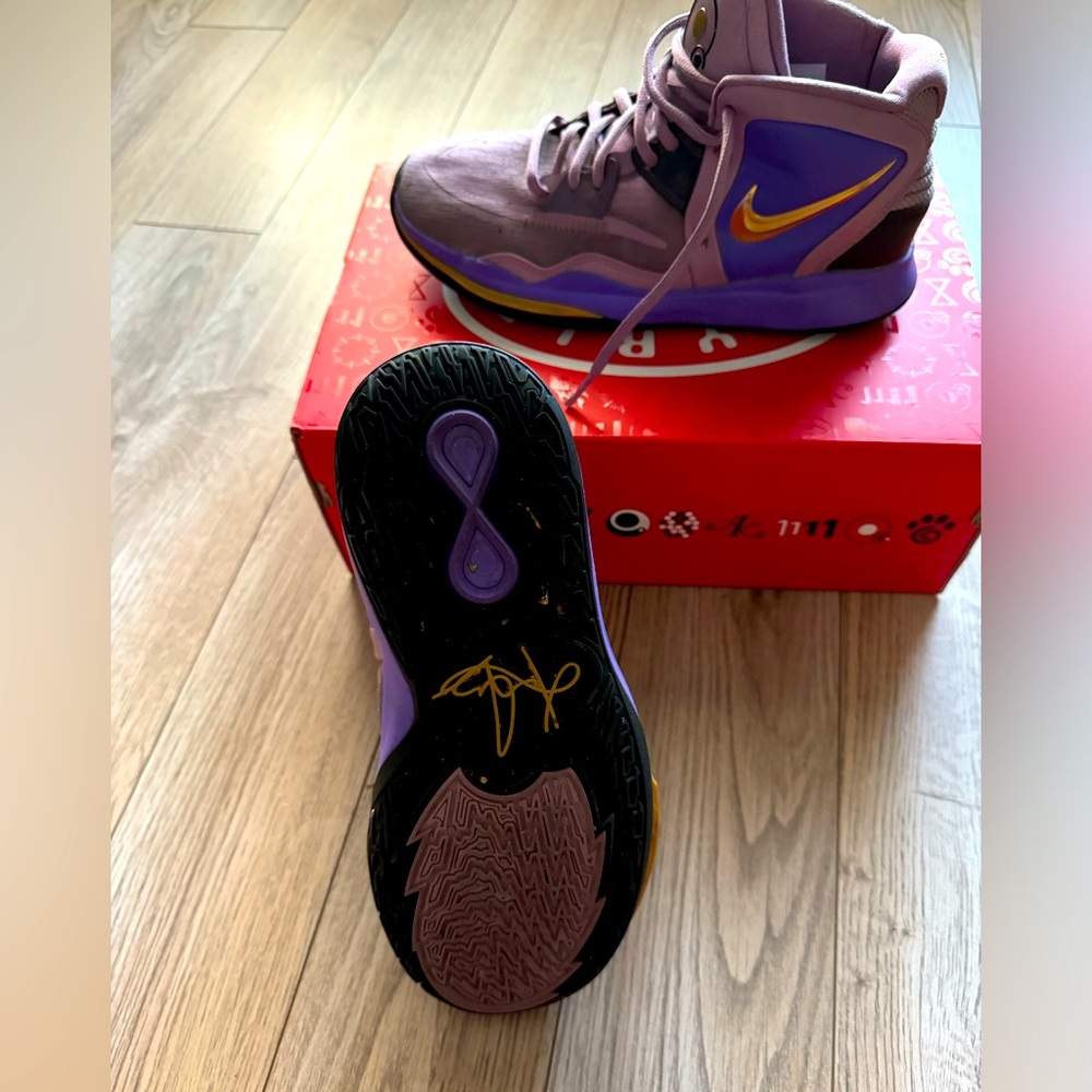 Kyrie Infinity Amethyst GS - Picture 2 of 3